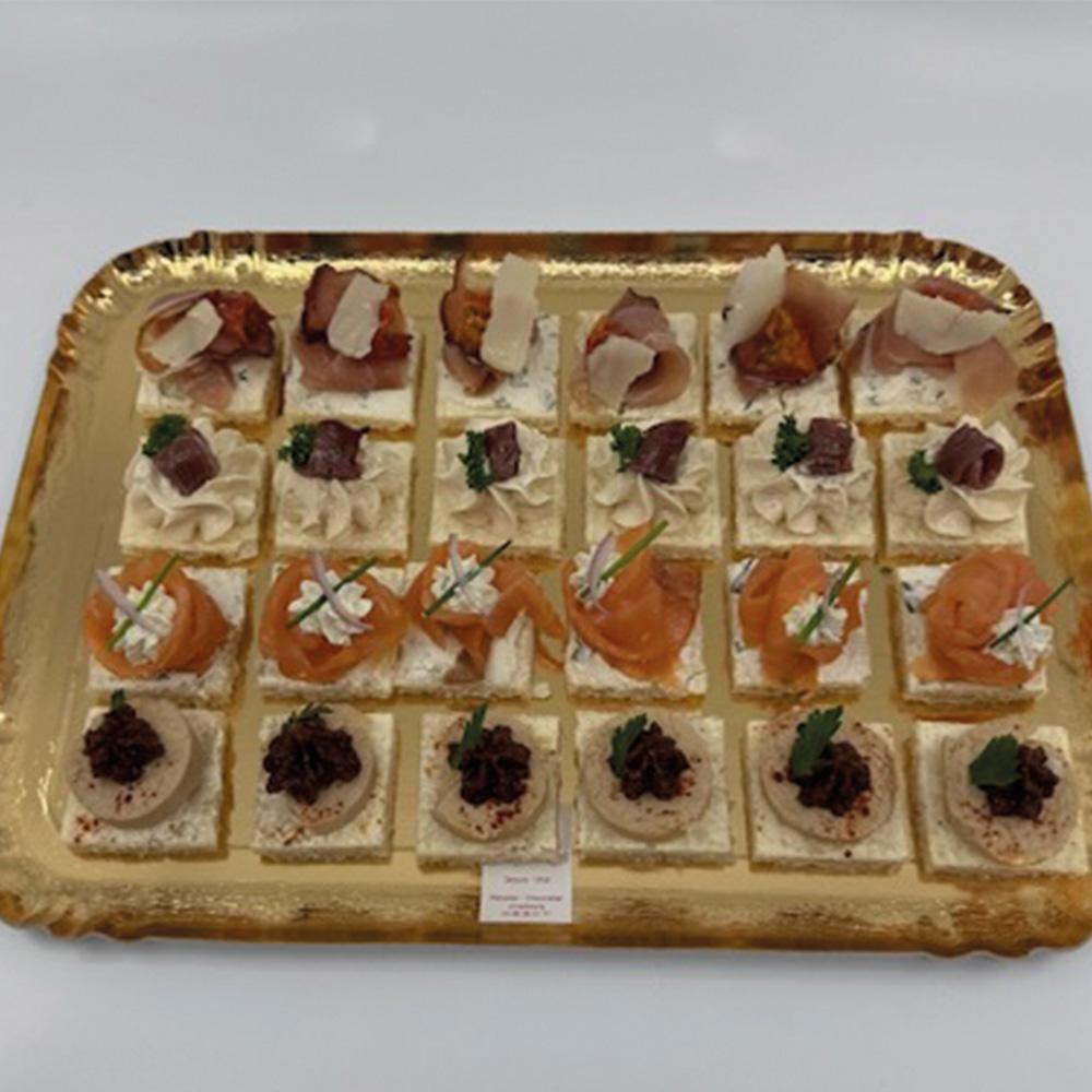 Canapés plateau de 24 pièces – spécial fêtes fin d’année