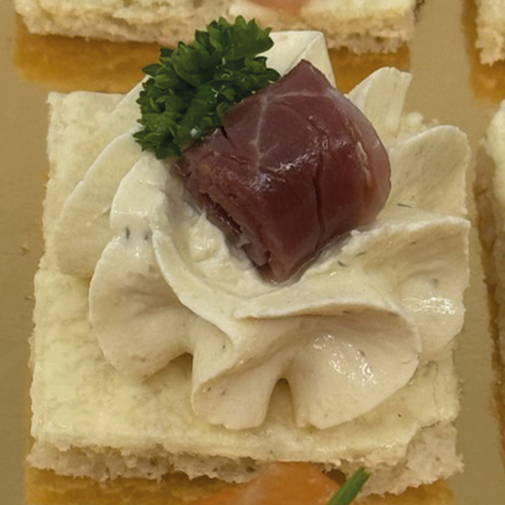 Canapés plateau de 24 pièces – spécial fêtes fin d’année – Image 5